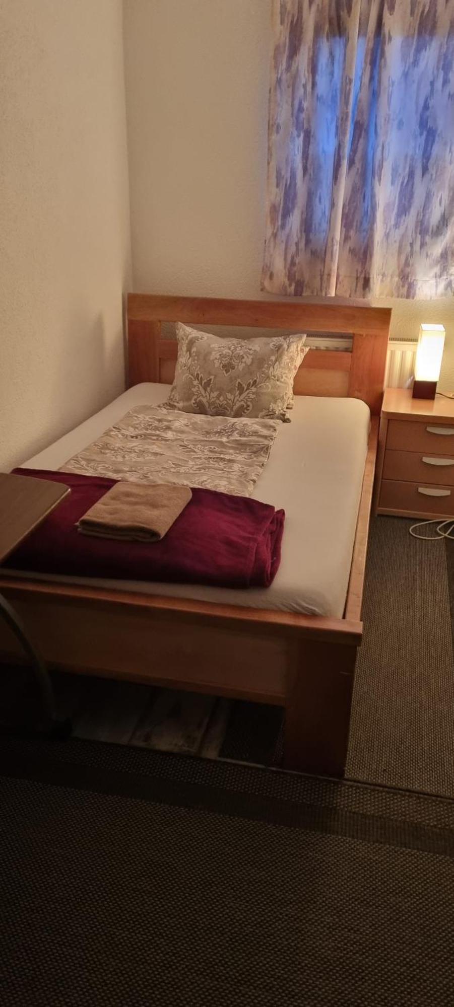Prenociste-Sobe-Rooms-Aman Bihać Værelse billede