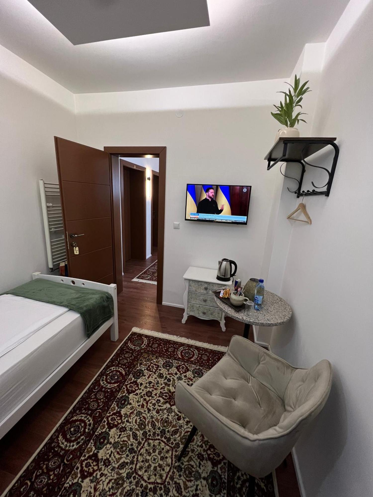 Prenociste-Sobe-Rooms-Aman Bihać Eksteriør billede