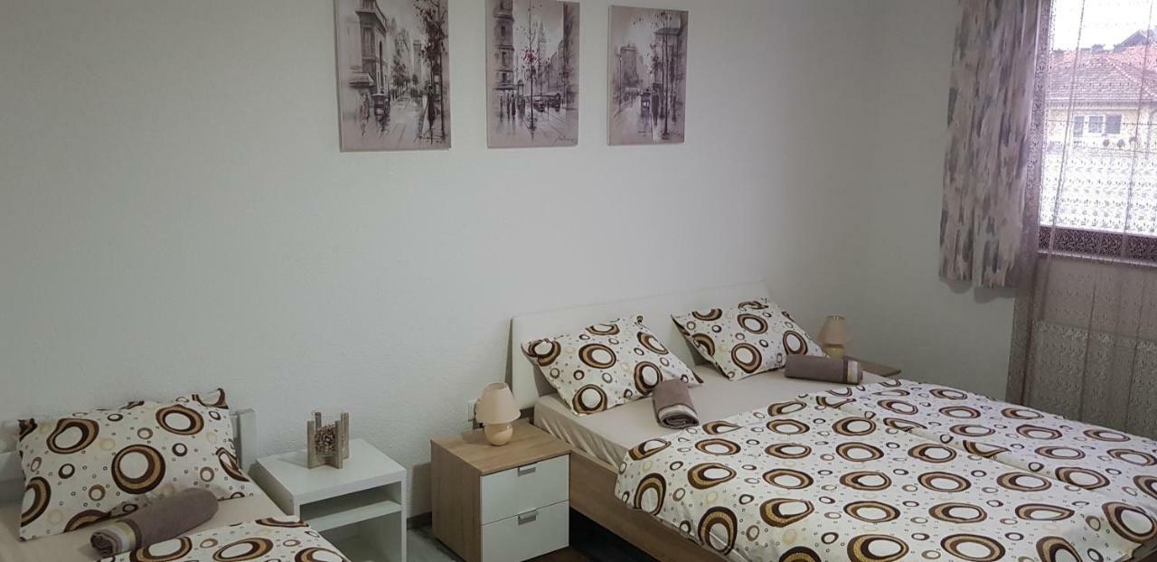 Prenociste-Sobe-Rooms-Aman Bihać Eksteriør billede