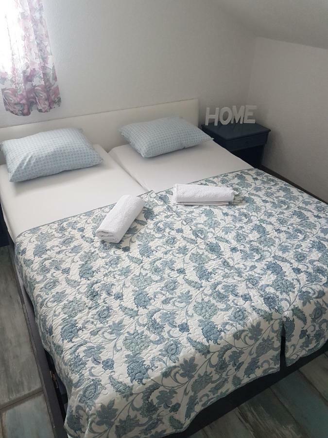 Prenociste-Sobe-Rooms-Aman Bihać Eksteriør billede
