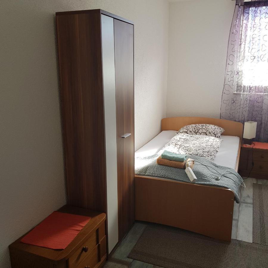 Prenociste-Sobe-Rooms-Aman Bihać Eksteriør billede