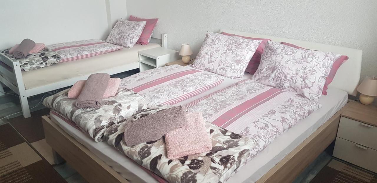 Prenociste-Sobe-Rooms-Aman Bihać Eksteriør billede